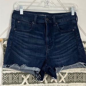 American Eagle Super hi-rise shortie shorts size 6